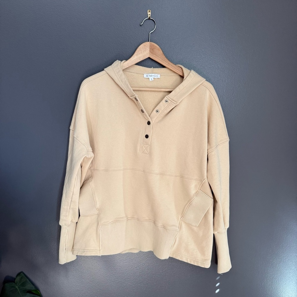 Aemi + Co Women Maternity Hoodie Sweatshirt with Half Buttons Light Yellow Small